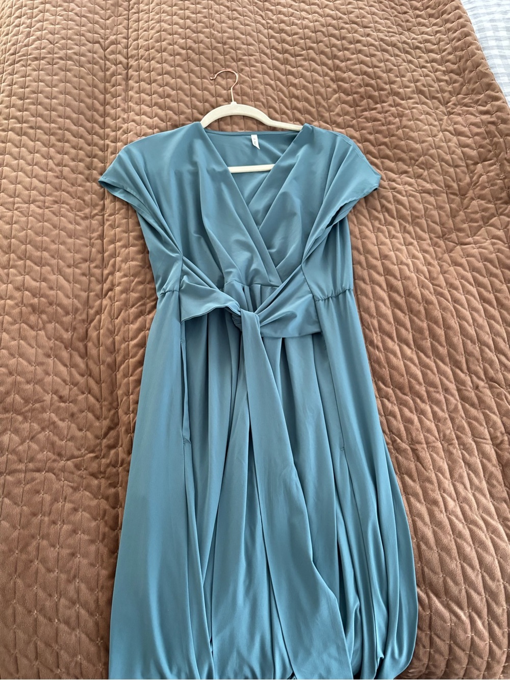 HALARA Dusty Blue Midi Tie-Waist Dress